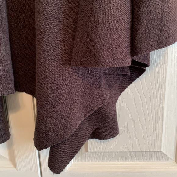 Soft Sureoundings,Grecian knit cape, size: one size small - X large, EUC - Picture 4 of 10